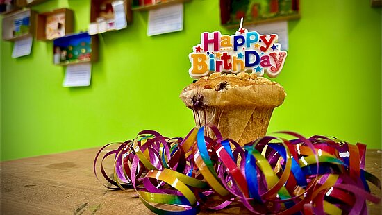 Geburtstagsmuffin im Workshopraum